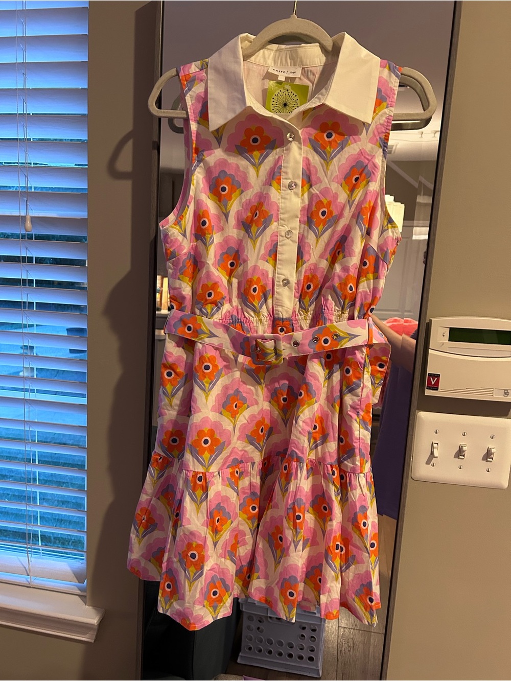 entro Sleeveless Floral Shirt Dress in Pink and Orange with White Collar - Picture 4 of 8